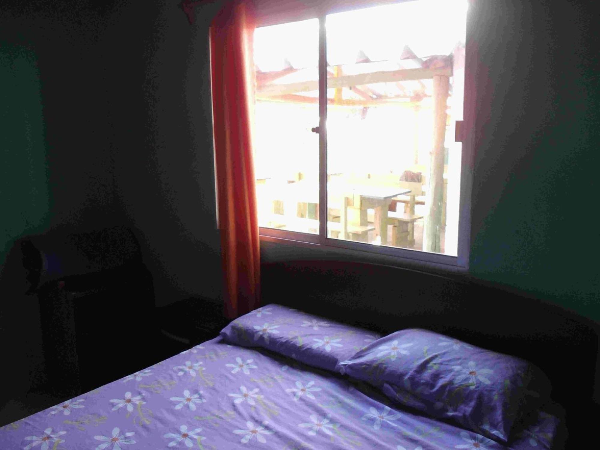 Hostel Lo De Milton Барра-де-Валисас Номер фото