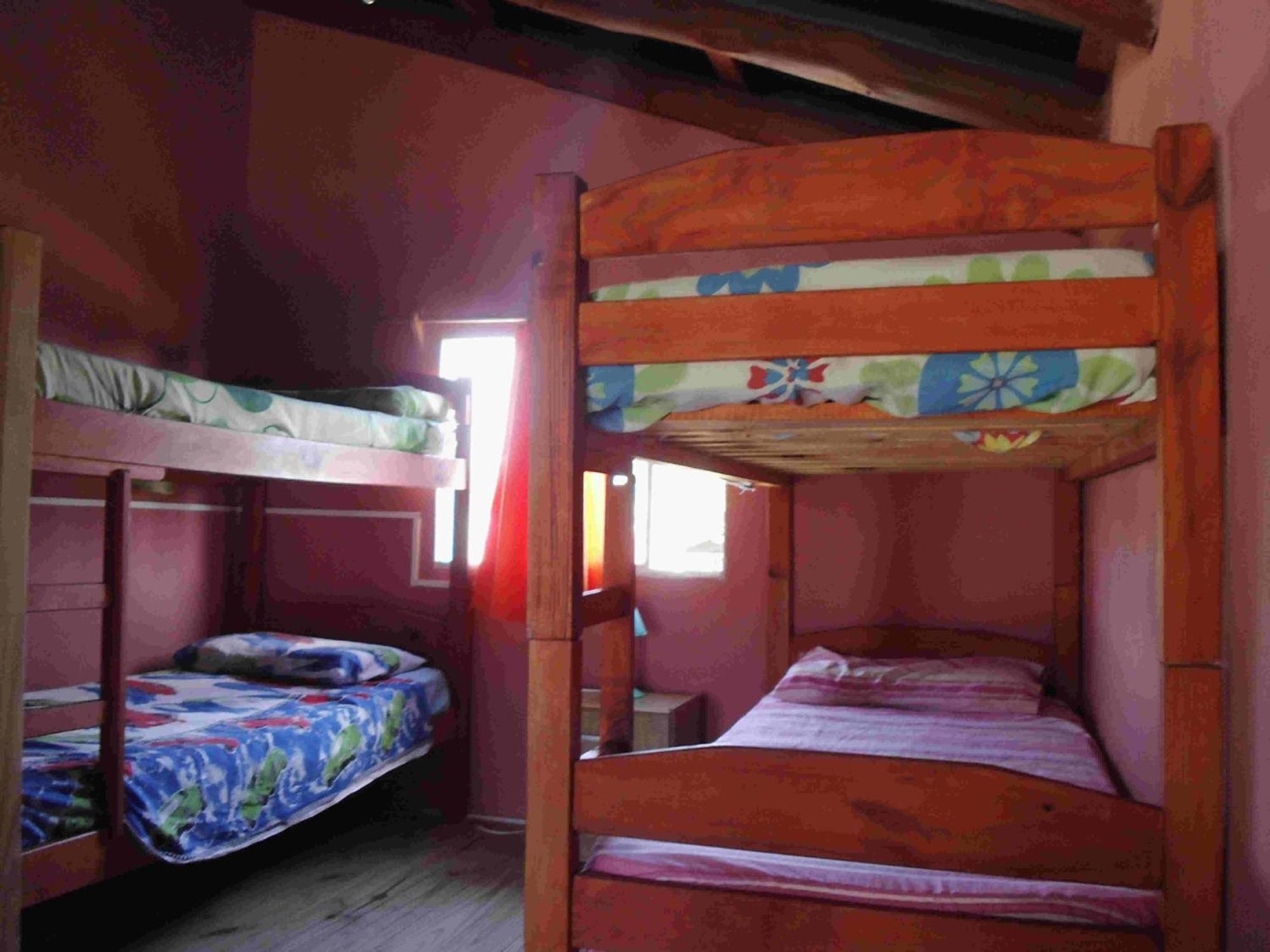 Hostel Lo De Milton Барра-де-Валисас Номер фото