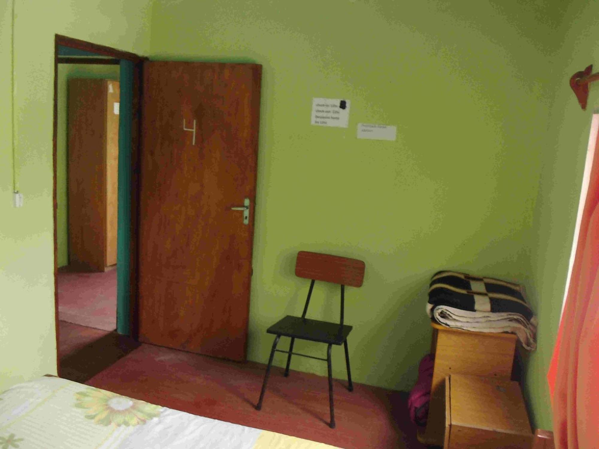 Hostel Lo De Milton Барра-де-Валисас Номер фото